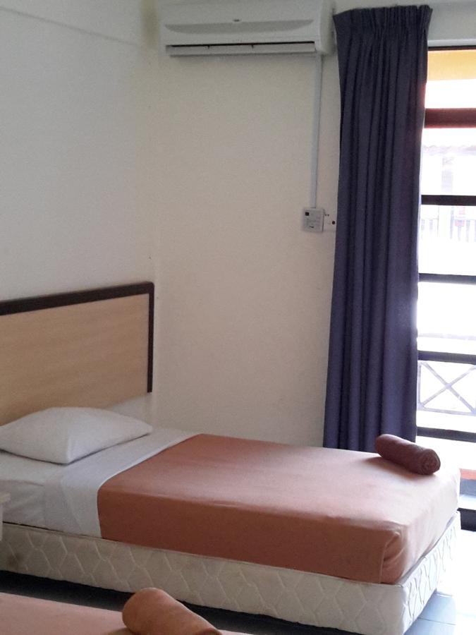 Tanjung Demong Beach Resort Kuala Besut Zewnętrze zdjęcie