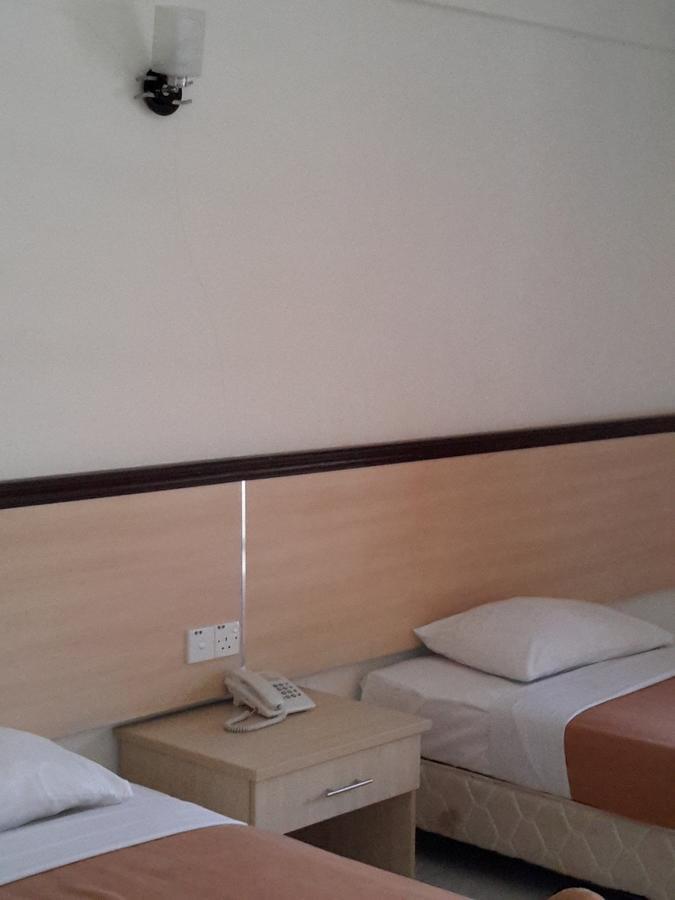 Tanjung Demong Beach Resort Kuala Besut Zewnętrze zdjęcie