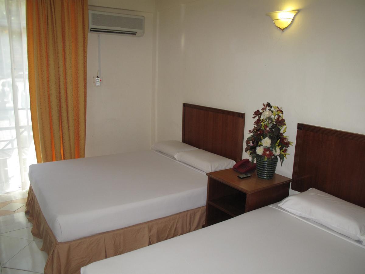 Tanjung Demong Beach Resort Kuala Besut Zewnętrze zdjęcie