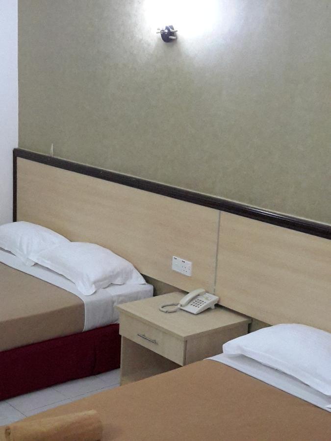 Tanjung Demong Beach Resort Kuala Besut Zewnętrze zdjęcie